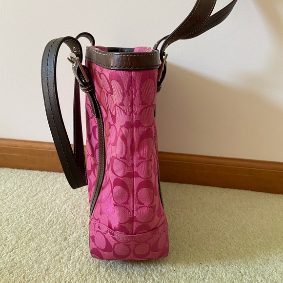 Coach Signature Hampton Tote Handbag Magenta - Picture 5 of 8